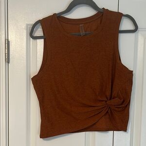 Beyond Yoga Women's Twist Front Top